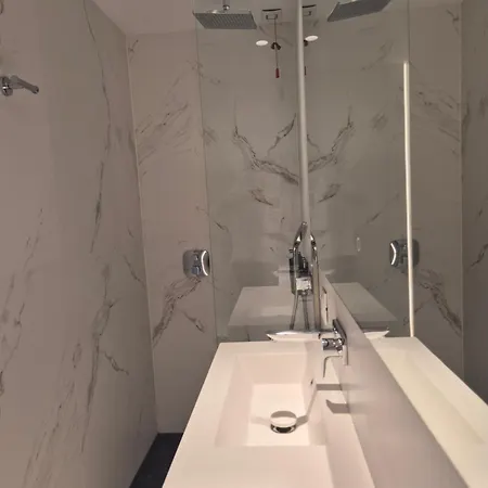 Complex 5 Stele Mamaia